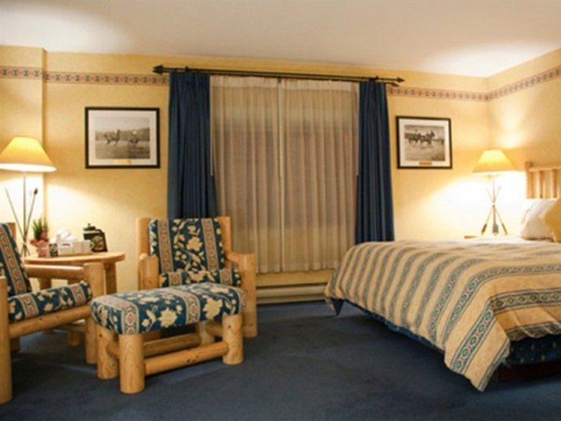 Brewster Mountain Lodge Banff Cameră foto